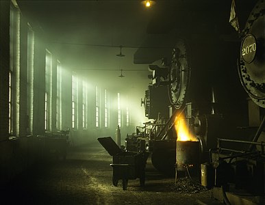 Steam locomotives of the Chicago & Northwestern Railway at Roundhouse, by Jack Delano (edited by Durova)