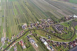 Luchtfoto van Neuenkirchen, in een bocht van de Lühe