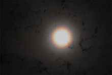 220px-Lunar-coronae.jpg