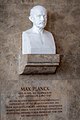 Busto di Max Planck al Deutsches Museum di Monaco di Baviera