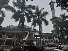 Halaman teras Masjid Jami' Gresik