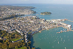 Pohled na Douarnenez z výšky