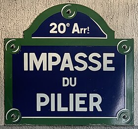 Voir la plaque.