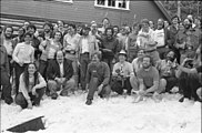 At the same Usenix 1984 conference, Dennis Ritchie is in the middle, wearing a striped sweater, behind Steven Bellovin wearing a baseball cap.