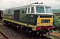 British Rail Clase 35 'Hymek' D7017 con una librea verde no original (preservada).