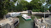 Rundschleuse mit drei Toren am Canal du Midi (FR)