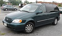 Kia Sedona generasi pertama (2004-2005)