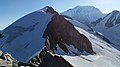 Les dômes de Miage et le mont Blanc en arrière-plan depuis le sommet de l'aiguille de la Bérangère.