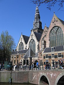 Amsterdam oude kerk2.jpg