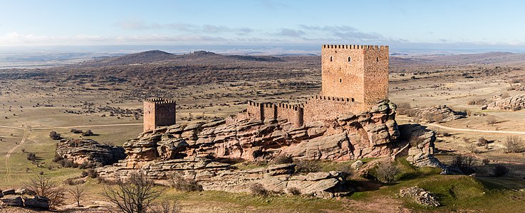 Castle of Zafra, by Poco a poco