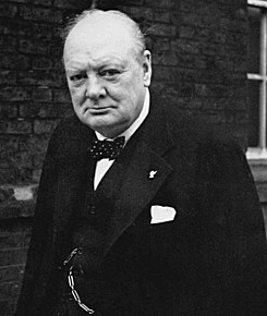 Churchill portrait NYP 45063.jpg