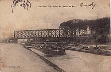 Vue du pont du chemin de fer à Courrières.