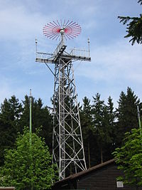 VHF direction finder antenna of the ARNS on Deister nearby Hanover Deister-vdf.jpg