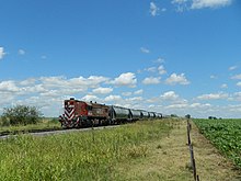 A Ferroexpreso Pampeano EMD GR12 on the Sarmiento Railway. Ferroexpreso Pampeano 4.jpg