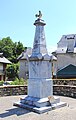 Le monument aux morts.