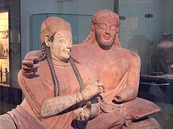 250px-Paris_-_Louvre_-_Sarcophage.jpg