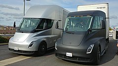 Tesla Semi 5.jpg