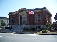 Lowndes County Historical Society & Museum in the former Carnegie Library Valdosta GA Carnegie Library01.jpg