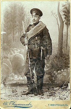 Владимир Караманов като войник през август 1897 г. Фото Иван Хаджиколев