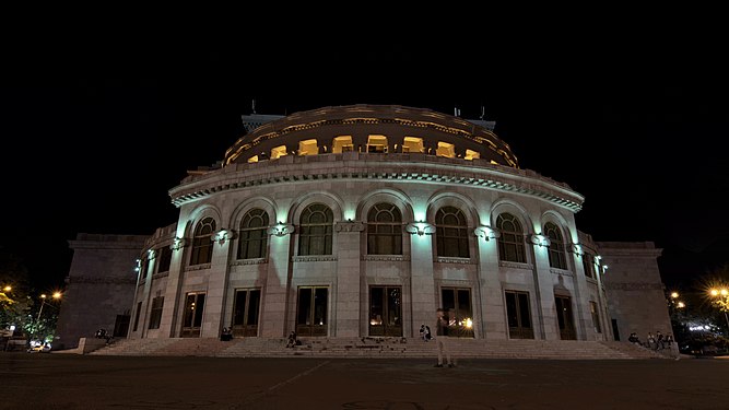 Օպերայի և բալետի ազգային ակադեմիական թատրոն, Երևան, Հայաստան