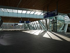 Burgemeesterswijk/Hoogkamp, Innenansicht der Fußgängerbrücke am Bahnhof Arnhem Centraal