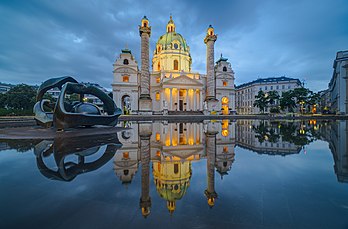 L'église Saint-Charles-Borromée, à Vienne en Autriche. (définition réelle 4 916 × 3 236)