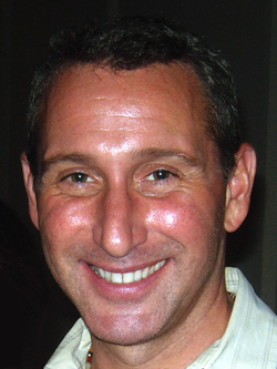 Adam Shankman (2008).