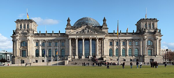 600px Berlin reichstag west panorama