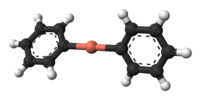 Model molekuly difenylměďnanového aniontu
