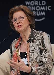 Huguette Labelle - India Economic Summit 2011(2) cropped and rotated.jpg