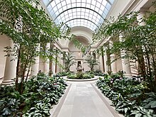 Indoor garden court with Tuscan columns and symmetrical planting beds. August 2021. Indoorgarden-nationalgallery.jpg