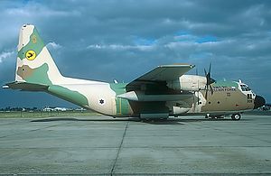 Lockheed C-130E 131. peruti