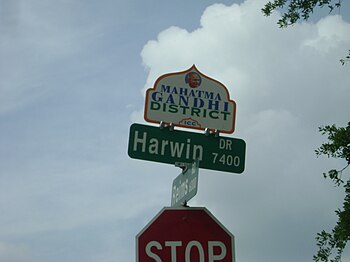 English: A street sign in the Mahatma Gandhi D...