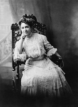 L'essayiste américaine Mary Church Terrell, photographiée à la fin du XIXe siècle. (définition réelle 3 276 × 4 484)
