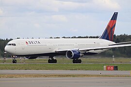 Boeing 767-400ER Delta Air Lines