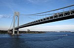 Мост Верразано-Нарроуз в Нью-Йорке.jpg