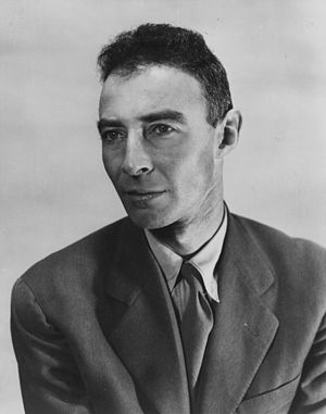 English: J. Robert Oppenheimer