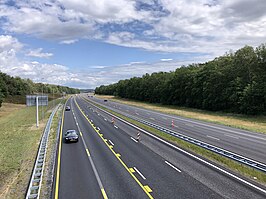 De A1 in oostelijke richting ter hoogte van viaduct "De Kiete", net na de aansluiting Markelo