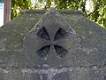 L'une des croix de Cantorbéry de l'église Saint-Thomas de Killinghall (district de Harrogate, Yorkshire du Nord)