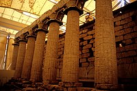 Temple apollon vasses2 OLC.jpg