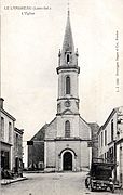 Carte postale datant des années 1910 représentant l'église vue de la rue de Trittau