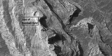 Closer view towards top of white butte, as seen by HiRISE under HiWish program. Box shows size of a football field.