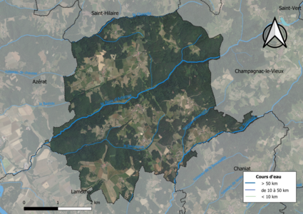 Vue aérienne du territoire communal.