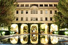 Beckman Institute at Caltech Beckman Institute Reflection.jpg