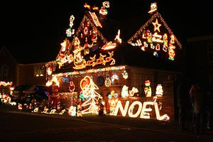 English: Christmas lights in Haughton, Staffor...