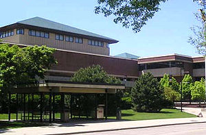 The Golda Meir Library (north side) at the Uni...