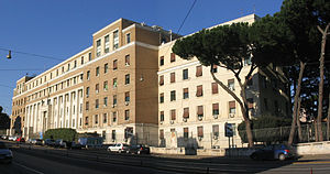 Roma, Istituto Superiore di Sanità: ingresso p...