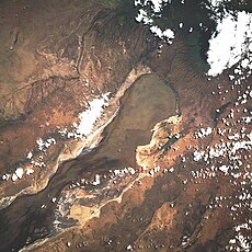 Η Λίμνη Εϋάσι (Lake Eyasi) (από δορυφόρο της NASA).