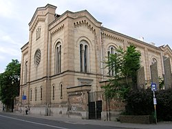 Miskolc synagogue 1.jpg
