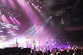 Powderfinger performing at the Across the Great Divide Tour with Silverchair during 2007.